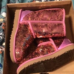 NWT sequin Ugg boots